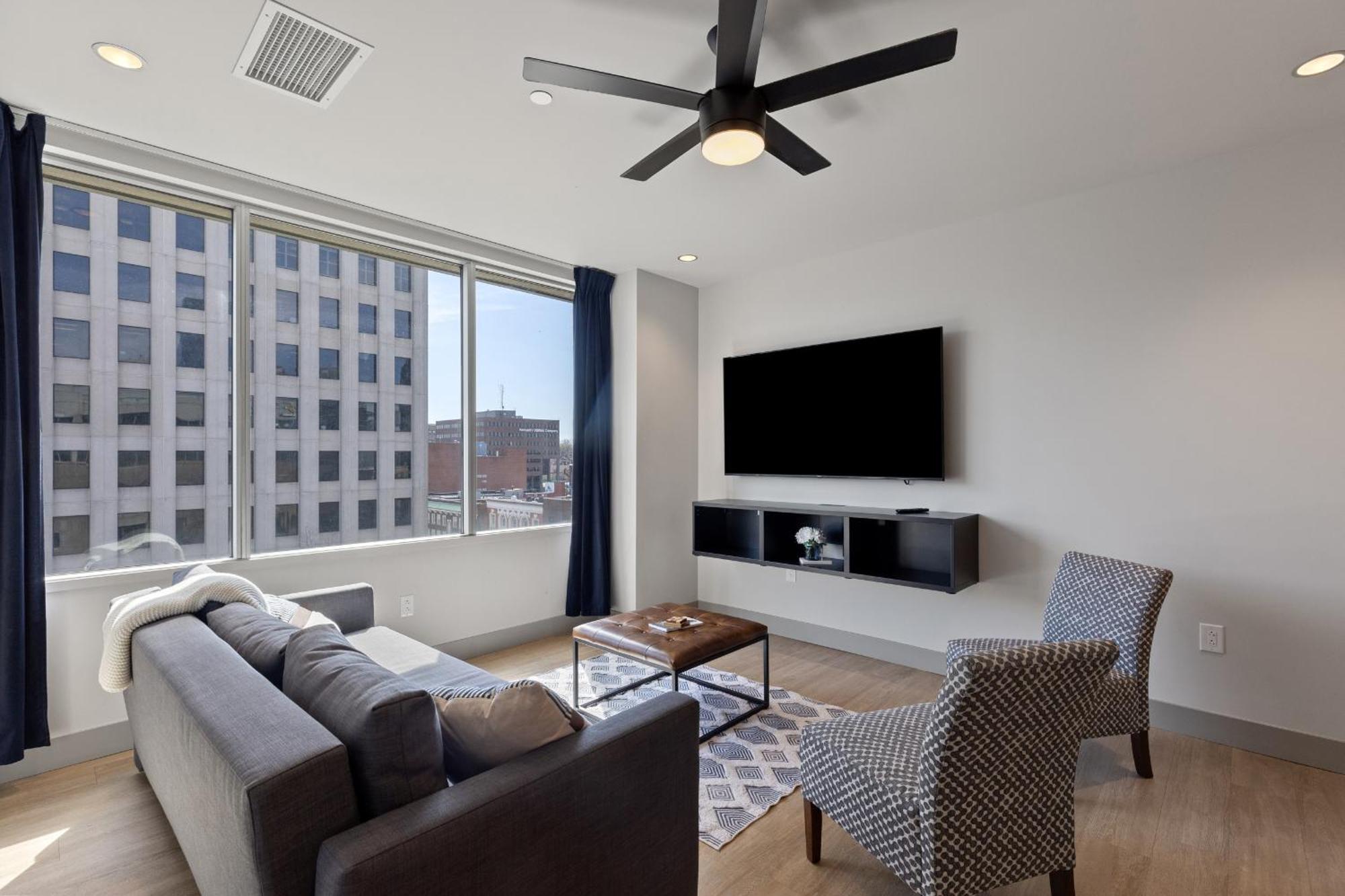 175 Lex - Walkable Downtown Lexington & Rupp Arena - Full Condos Eksteriør bilde
