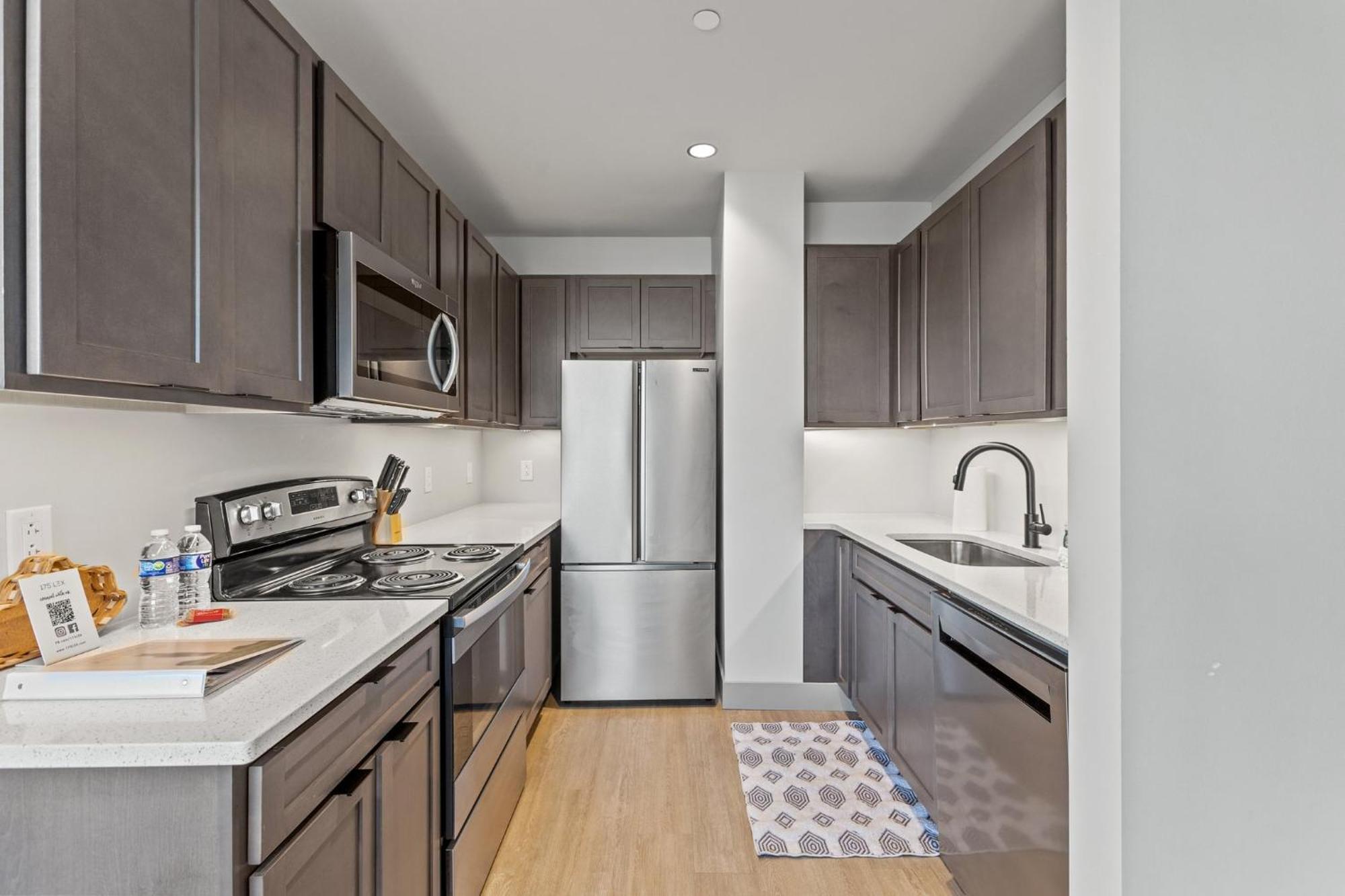 175 Lex - Walkable Downtown Lexington & Rupp Arena - Full Condos Eksteriør bilde
