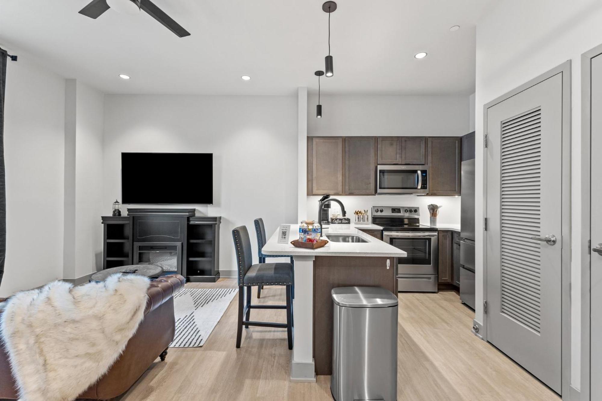 175 Lex - Walkable Downtown Lexington & Rupp Arena - Full Condos Rom bilde